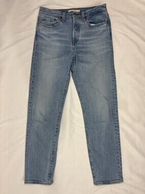 Levi's Wedgie Fit Ankle Women's Jeans Size 27 Medium Wash High Rise